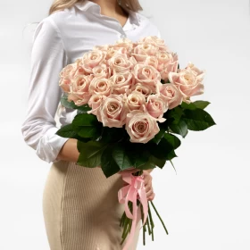25 розовых роз "Росс" 60 см